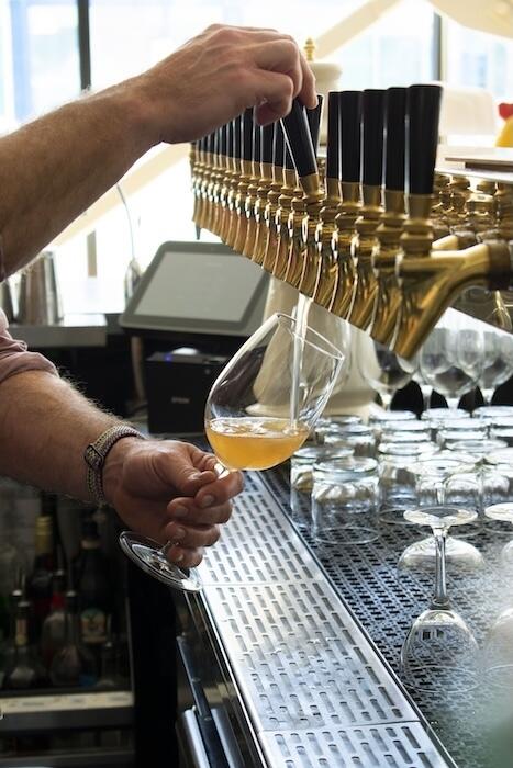 Bar photo 3
